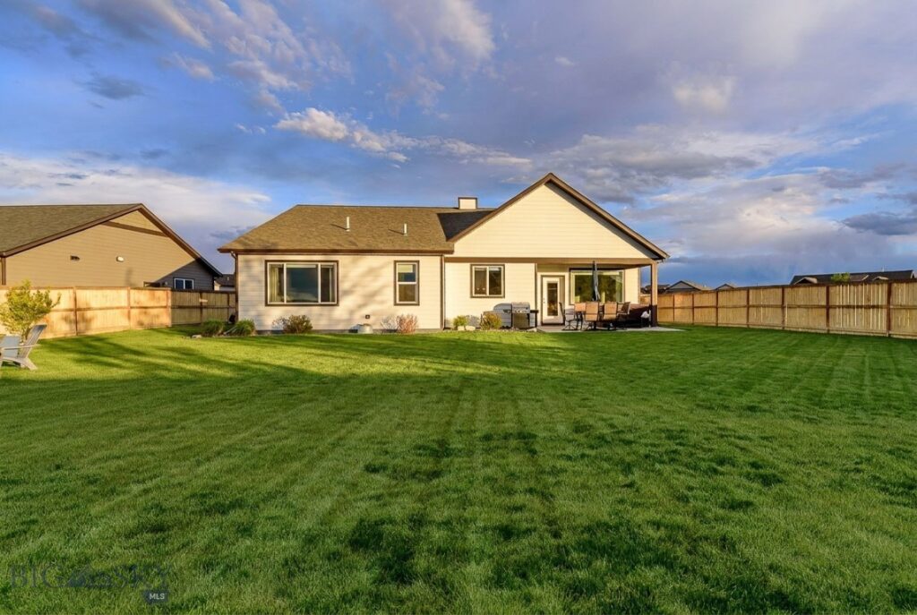 1514 Twodot Lane, Belgrade MT 59714