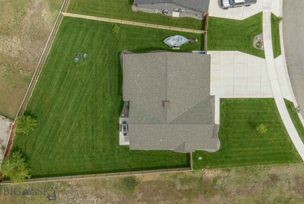 1514 Twodot Lane, Belgrade MT 59714