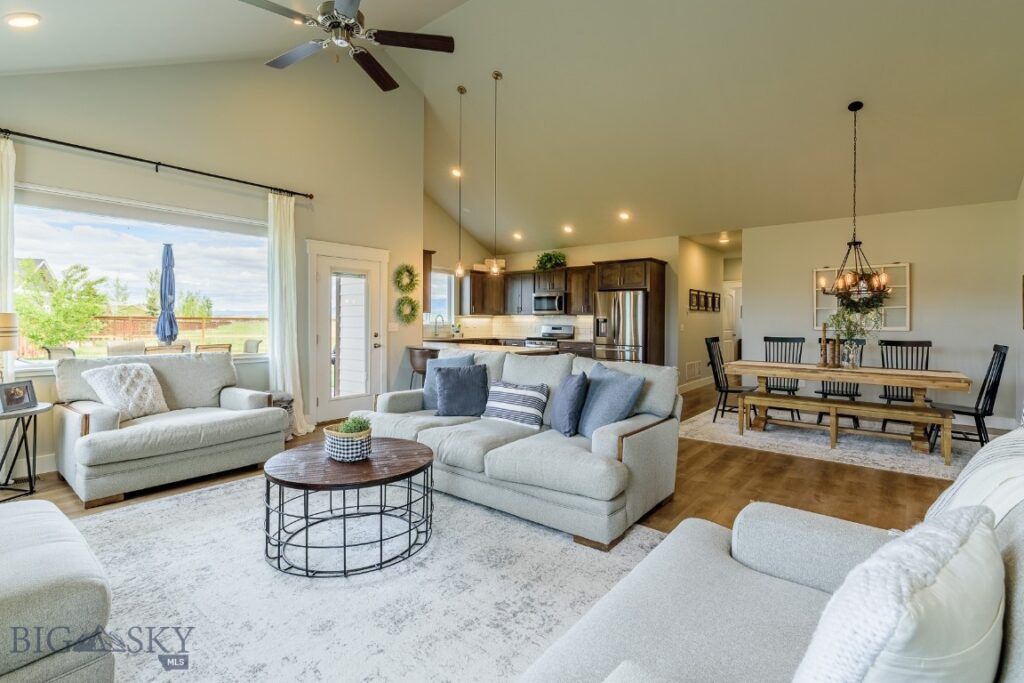 1514 Twodot Lane, Belgrade MT 59714