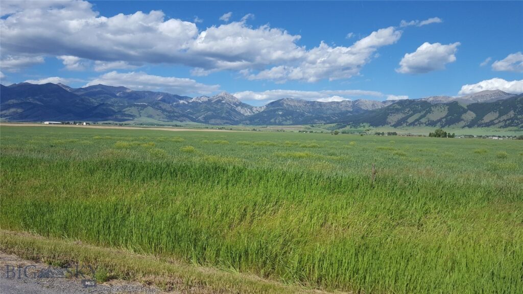 4468 Wes Davis Road N, Belgrade MT 59714