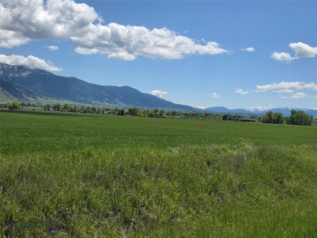 4468 Wes Davis Road N, Belgrade MT 59714