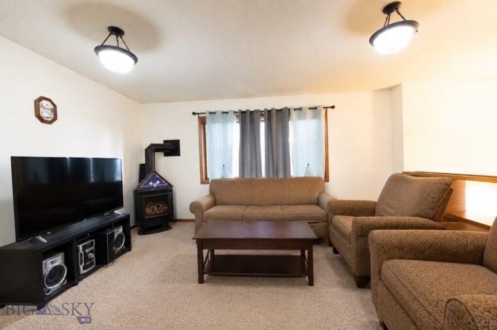 91 Stiles, Belgrade MT 59714