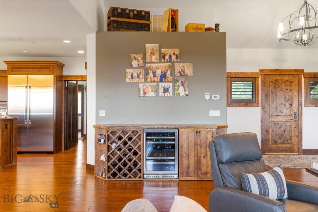 209 Black Bull Trail, Bozeman MT 59718