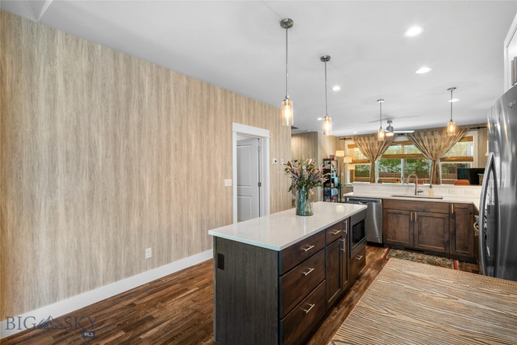 5422 Vahl Way, Bozeman MT 59718