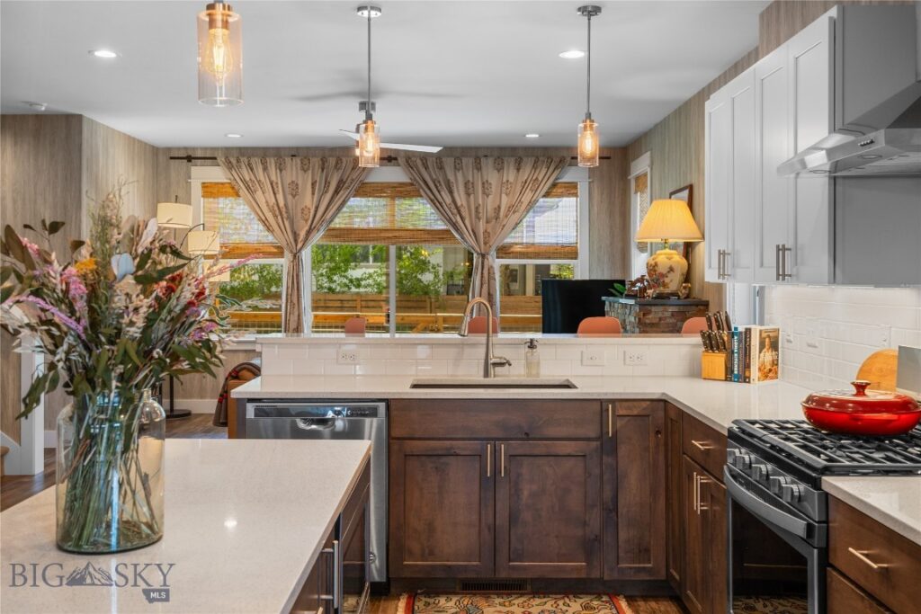 5422 Vahl Way, Bozeman MT 59718