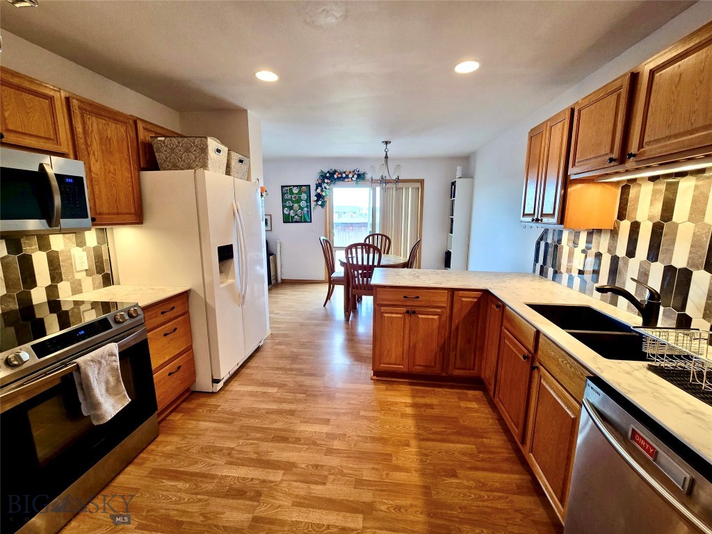 977 N River Rock Drive, Belgrade MT 59714