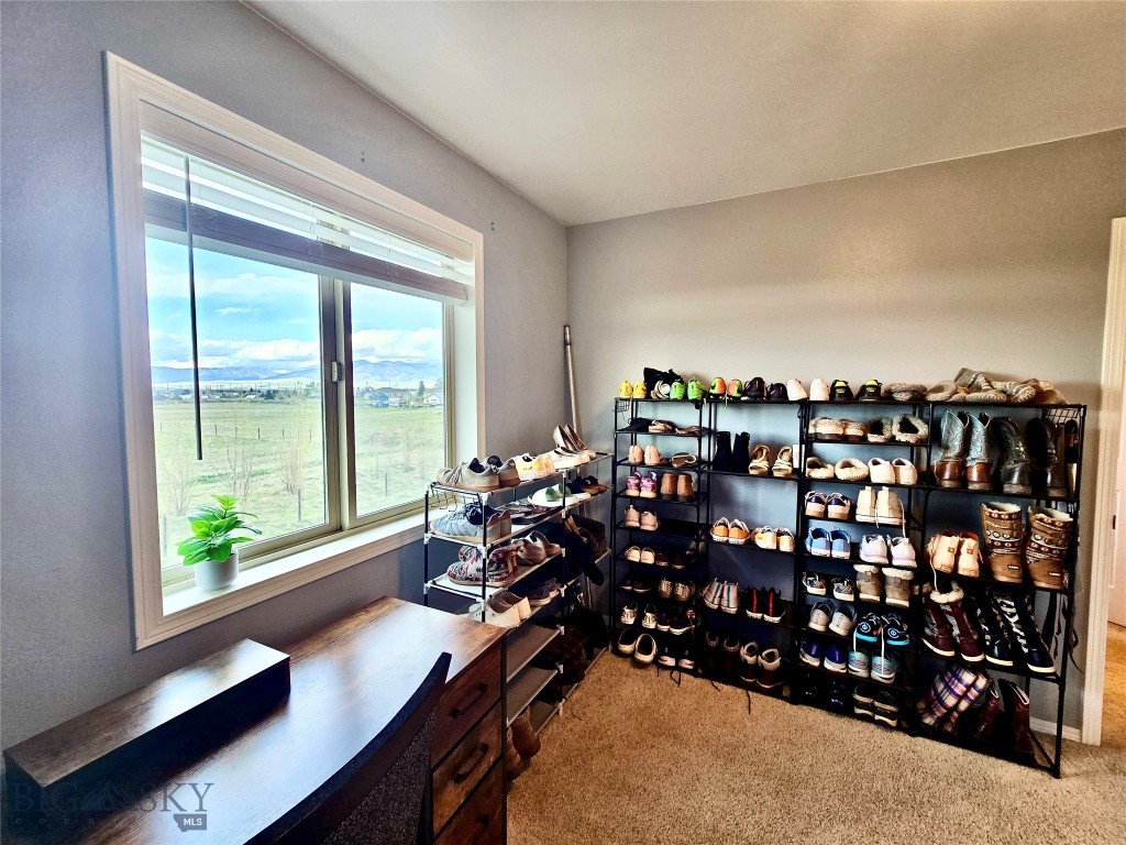 977 N River Rock Drive, Belgrade MT 59714