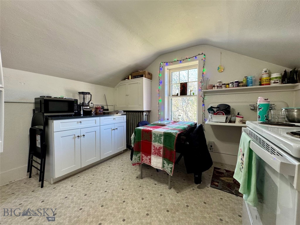 119 N 7th St., Livingston MT 59047