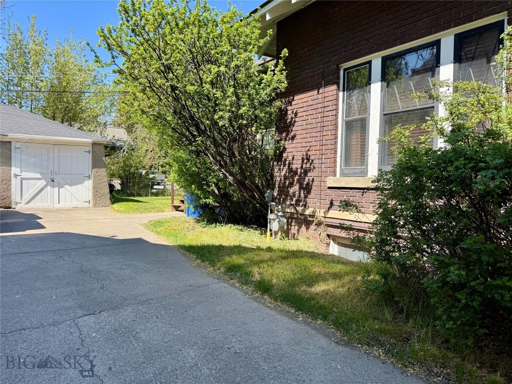 119 N 7th St., Livingston MT 59047