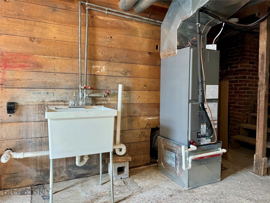 119 N 7th St., Livingston MT 59047