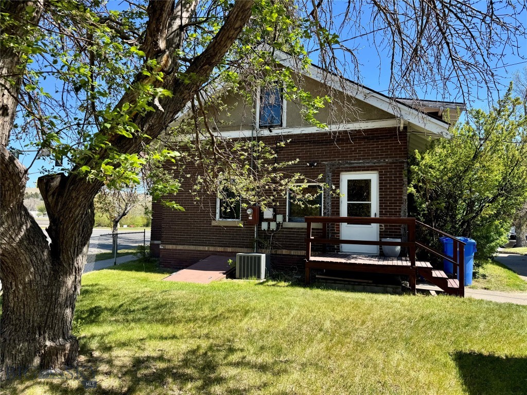 119 N 7th St., Livingston MT 59047