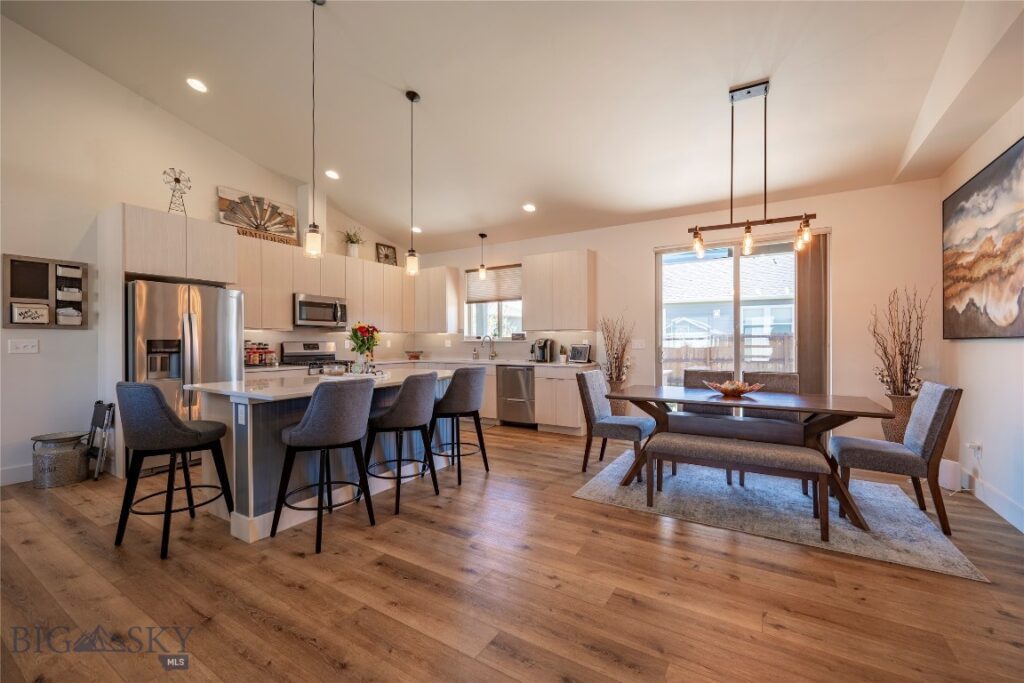 , Livingston MT 59047