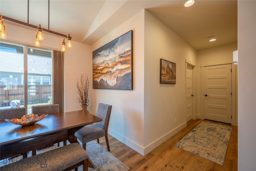 , Livingston MT 59047