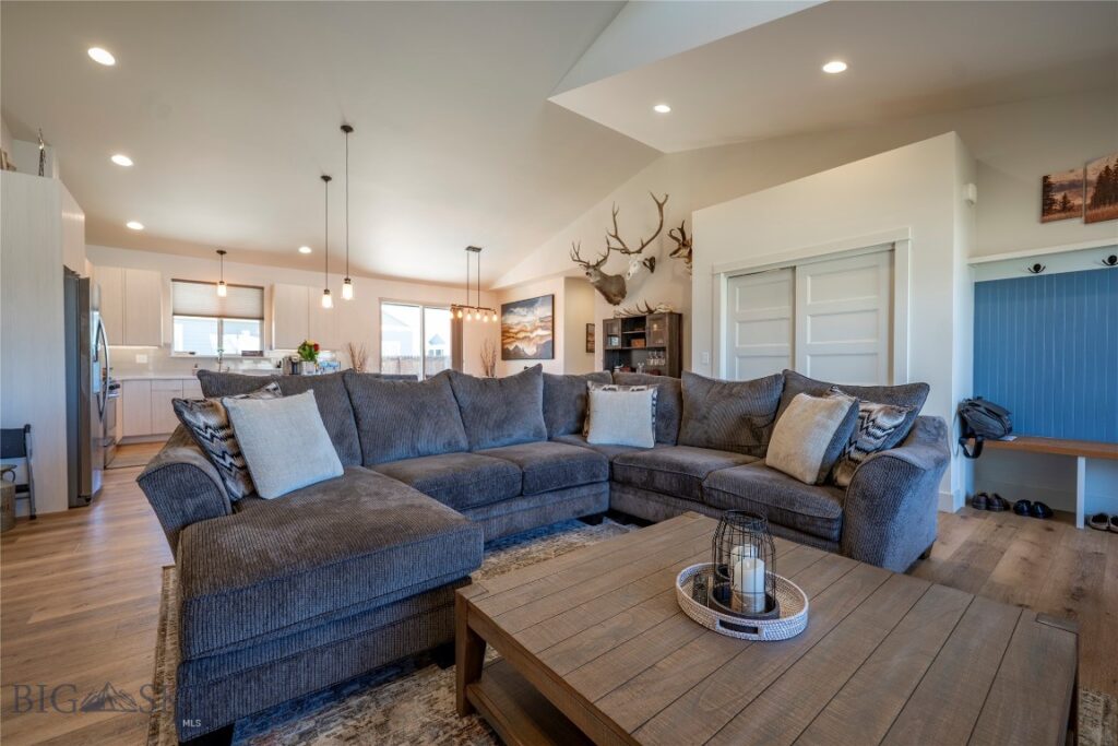 , Livingston MT 59047