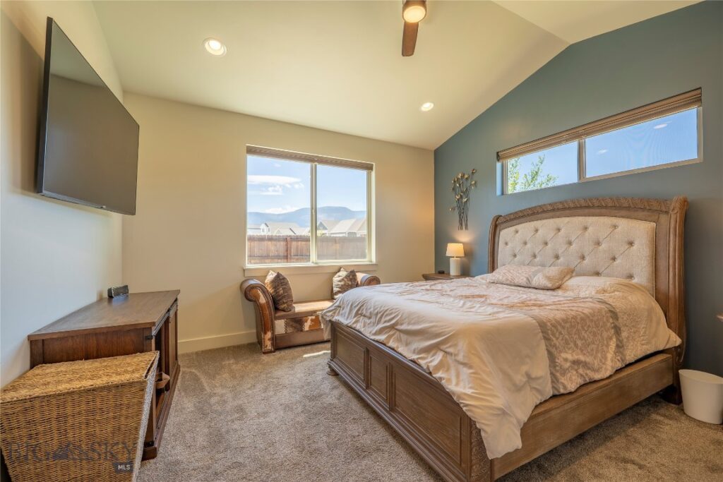 , Livingston MT 59047