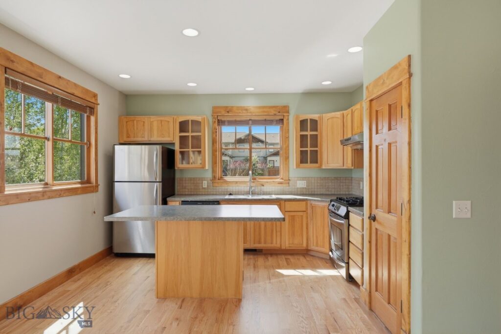 4726 Glenwood Drive, Bozeman MT 59718