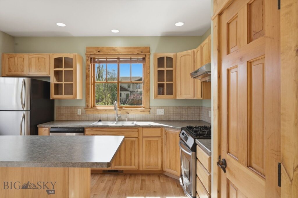 4726 Glenwood Drive, Bozeman MT 59718