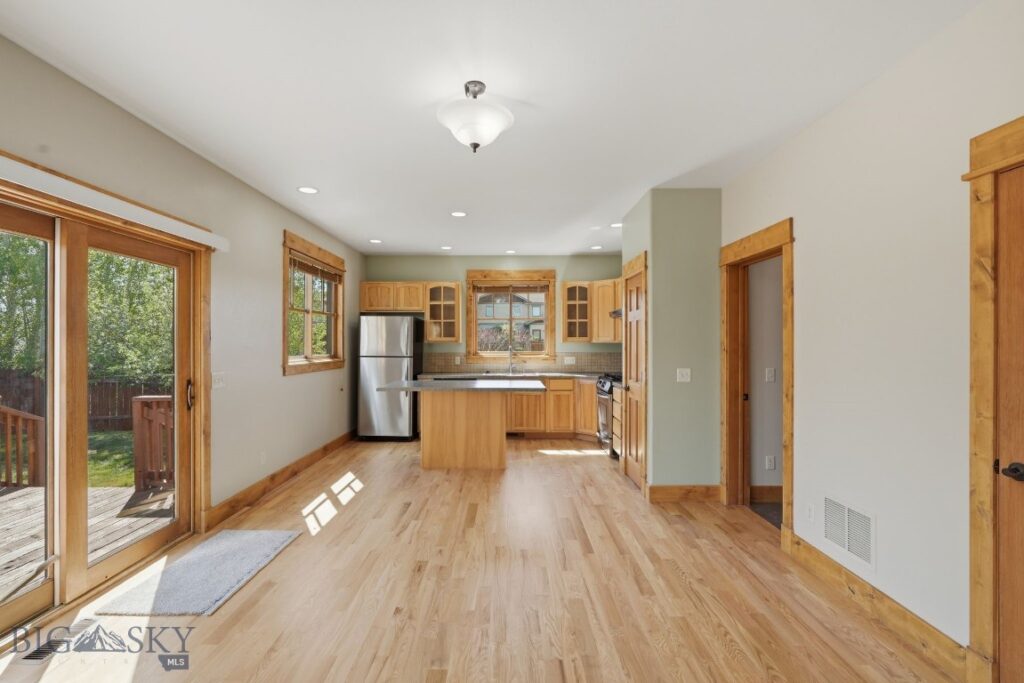 4726 Glenwood Drive, Bozeman MT 59718