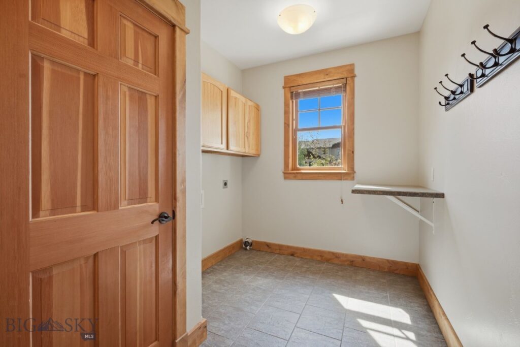 4726 Glenwood Drive, Bozeman MT 59718
