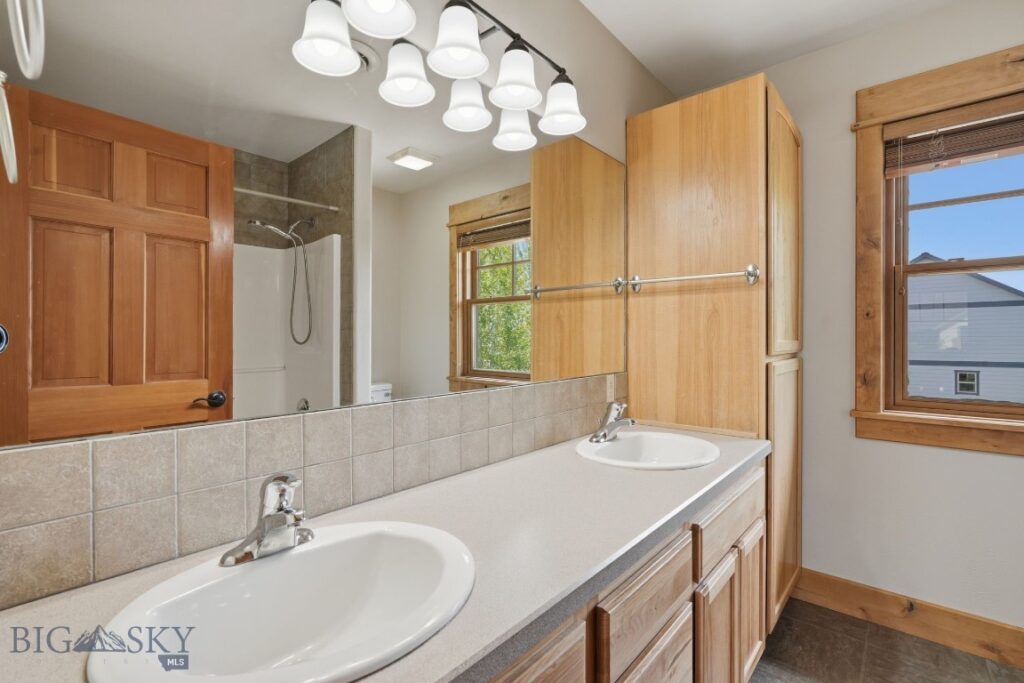 4726 Glenwood Drive, Bozeman MT 59718