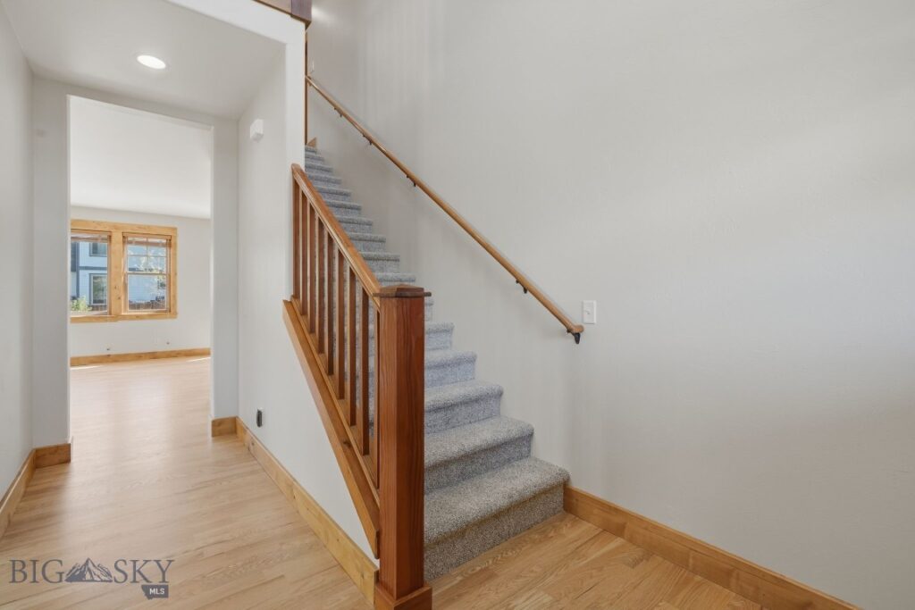 4726 Glenwood Drive, Bozeman MT 59718