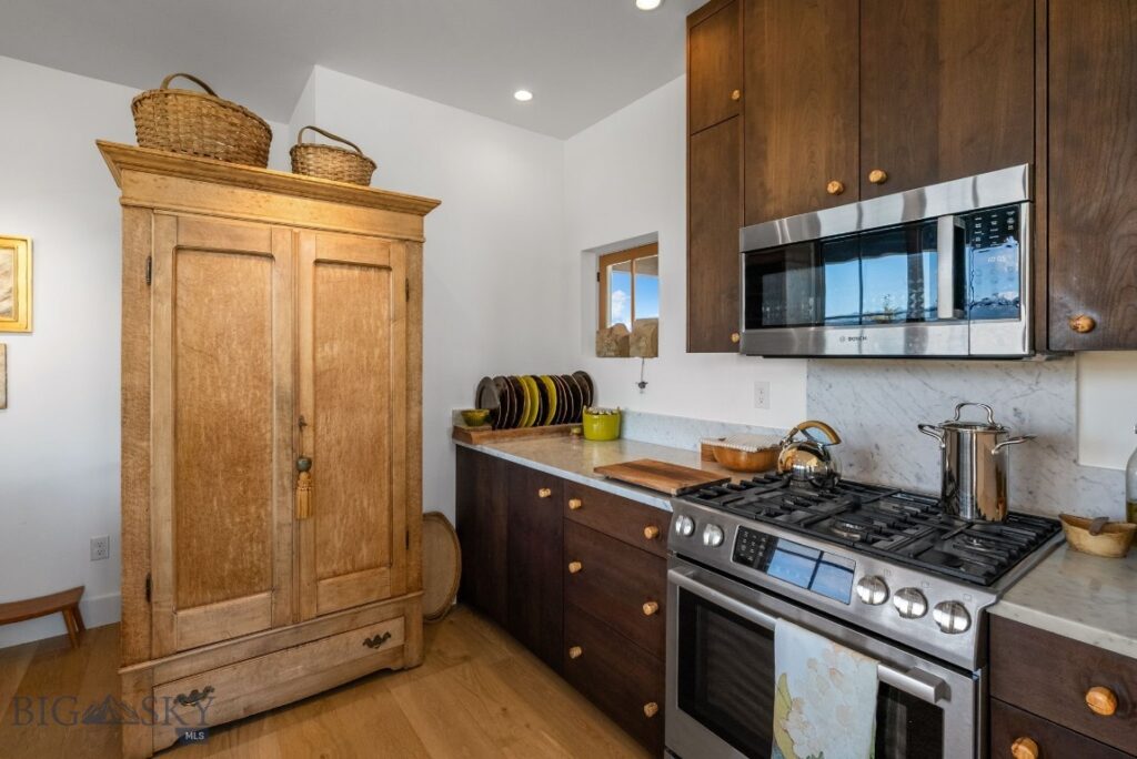 1111 Upper Tom Burke, Bozeman MT 59730
