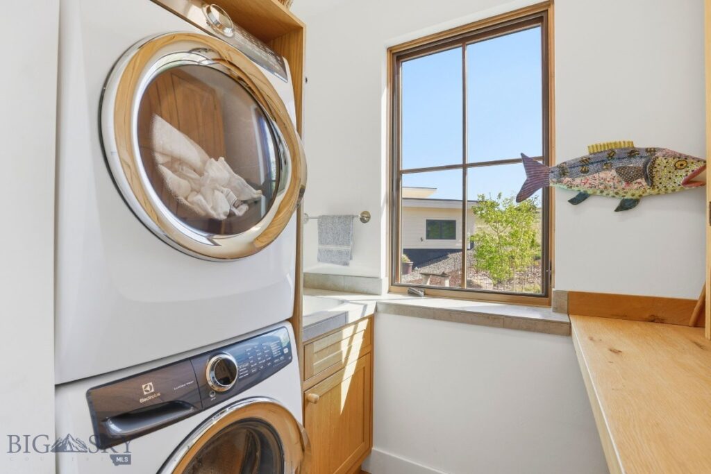 1111 Upper Tom Burke, Bozeman MT 59730