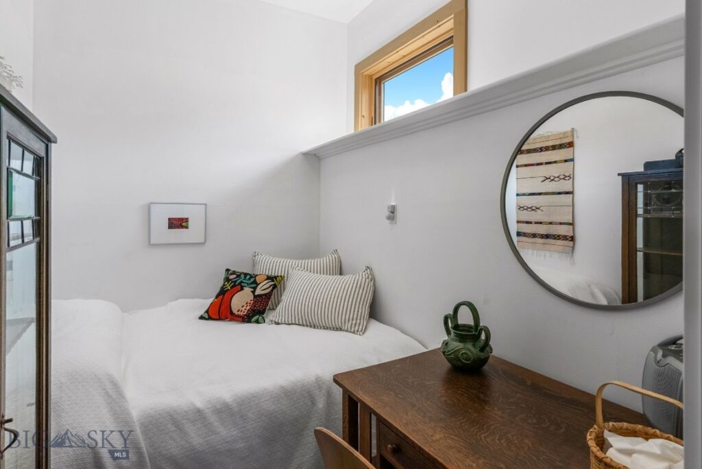 1111 Upper Tom Burke, Bozeman MT 59730
