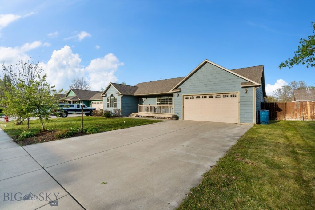60 Clinton Lane, Belgrade MT 59714