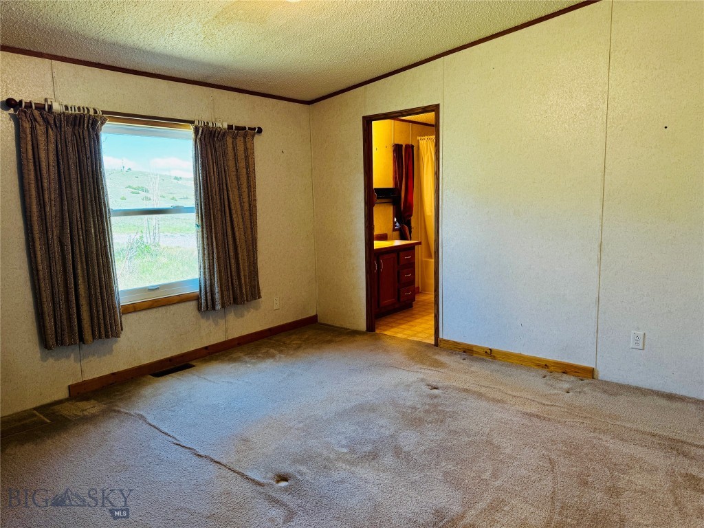 107 Prairie Dog Road, Livingston MT 59047