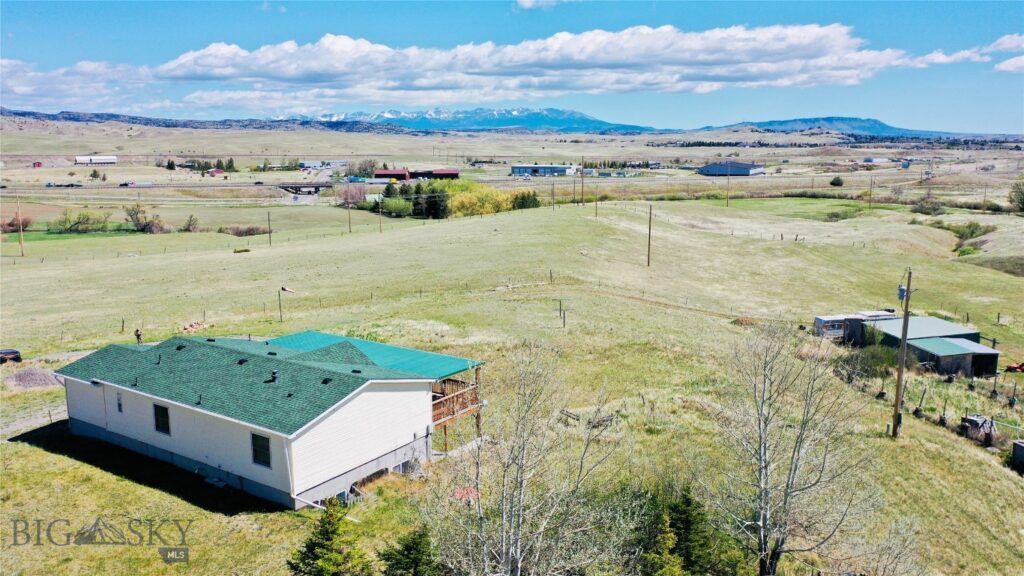 107 Prairie Dog Road, Livingston MT 59047