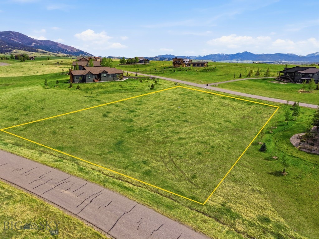 52 Moon Shadow, Bozeman MT 59715