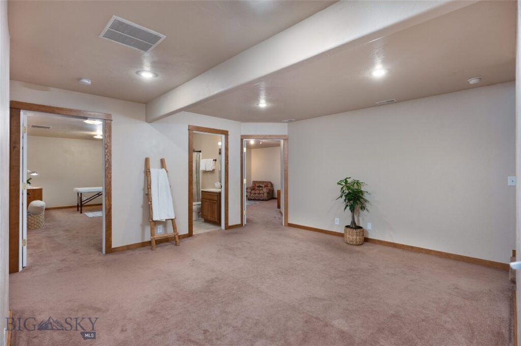 2224 Sourdough, Bozeman MT 59715