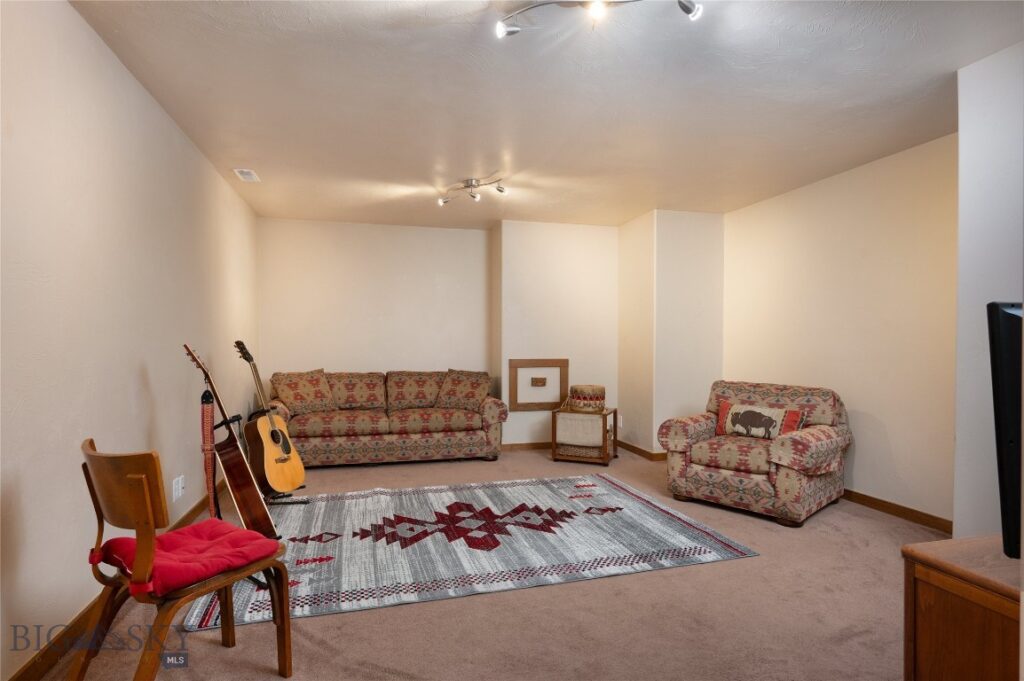 2224 Sourdough, Bozeman MT 59715