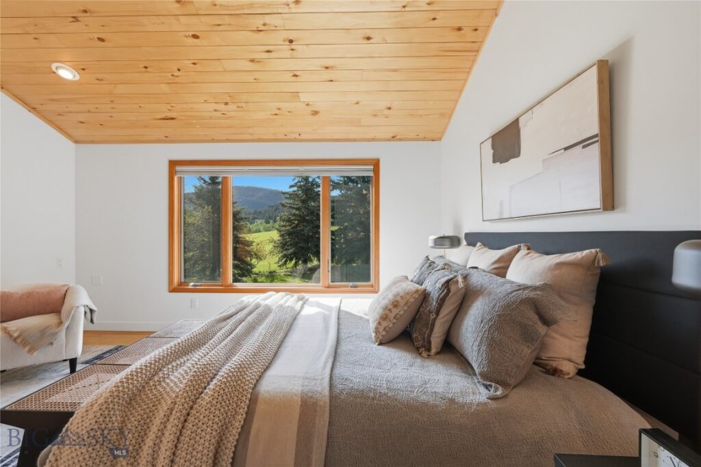 7102 Bristol Lane, Bozeman MT 59715