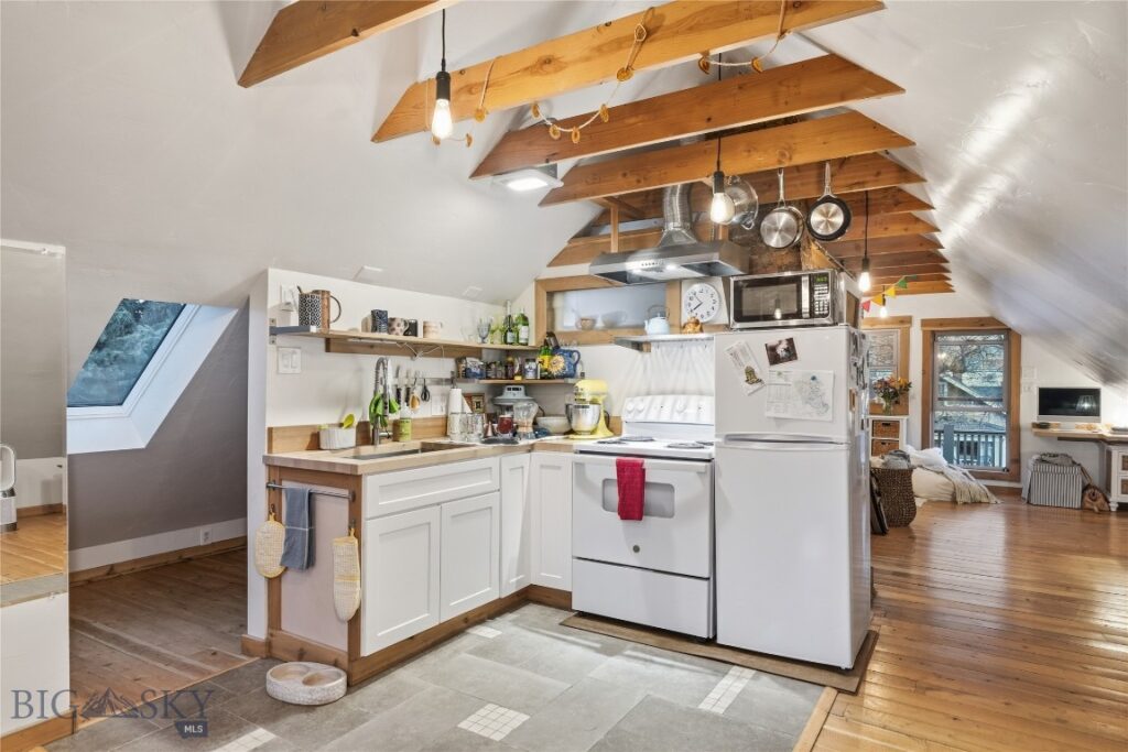 103 S 8th Avenue, Bozeman MT 59715
