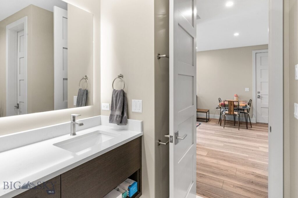 496 Black Bull, Bozeman MT 59718