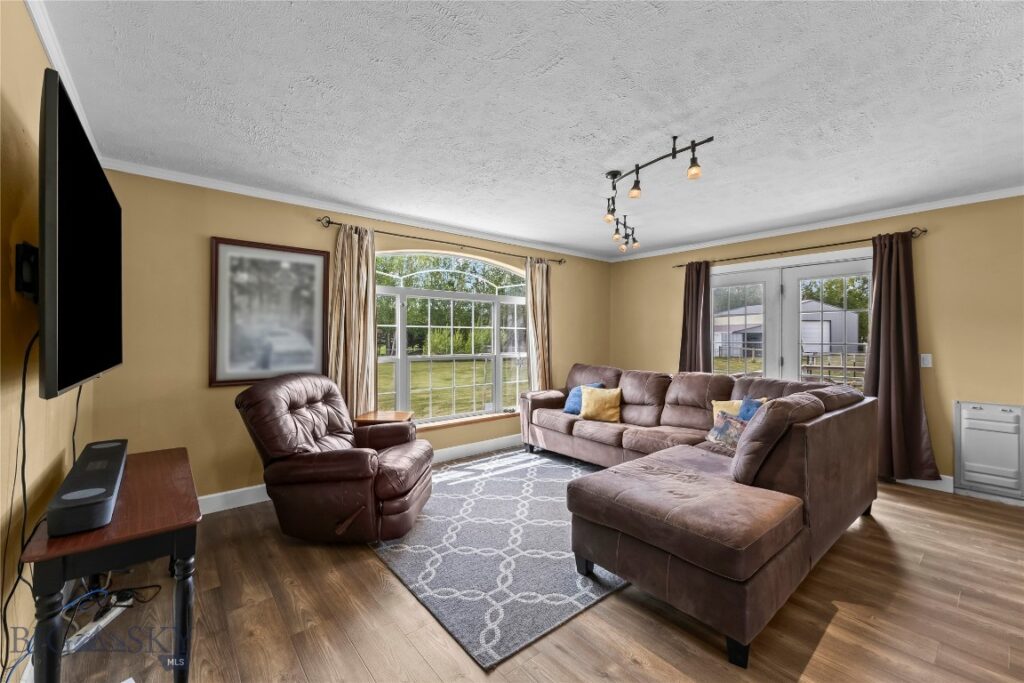 146 Canyon View, Livingston MT 59047