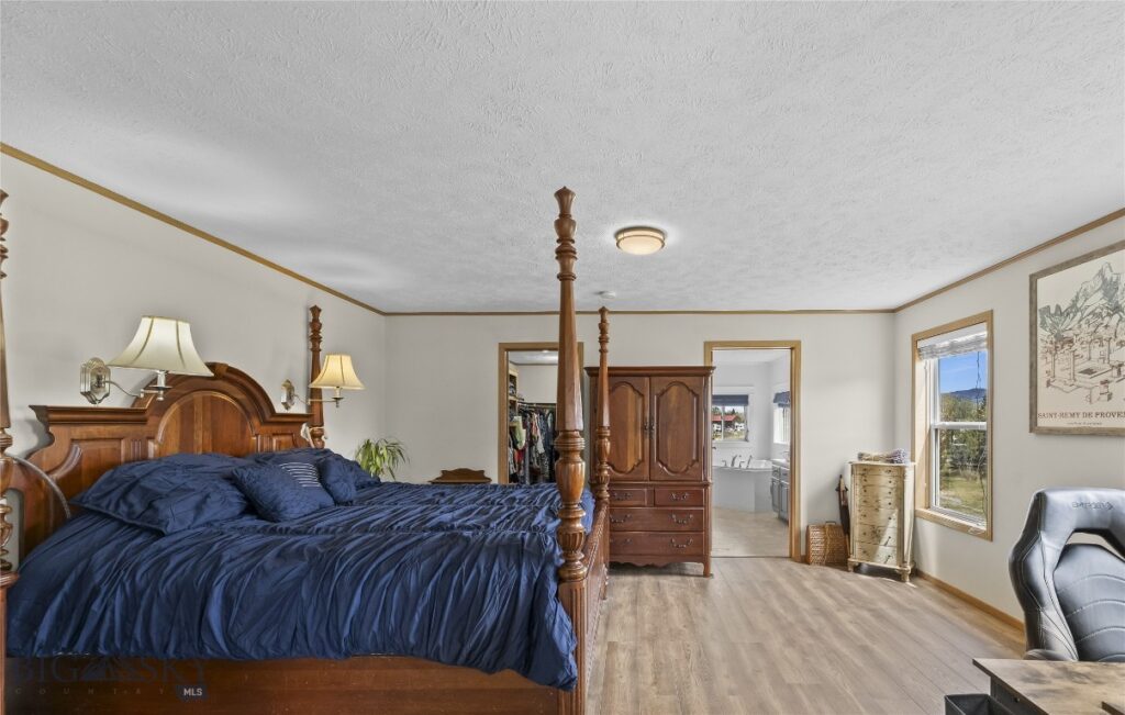 146 Canyon View, Livingston MT 59047