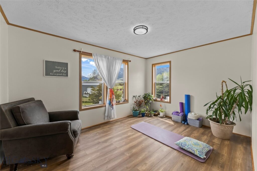 146 Canyon View, Livingston MT 59047