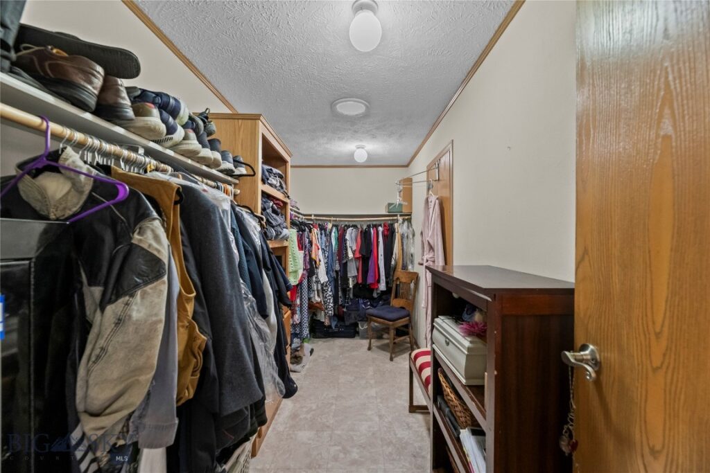 146 Canyon View, Livingston MT 59047