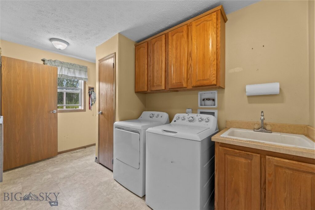 146 Canyon View, Livingston MT 59047