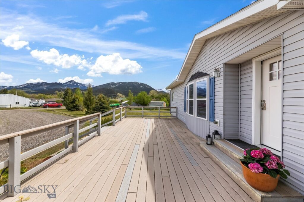 146 Canyon View, Livingston MT 59047