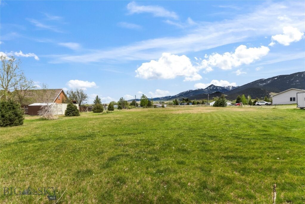 146 Canyon View, Livingston MT 59047