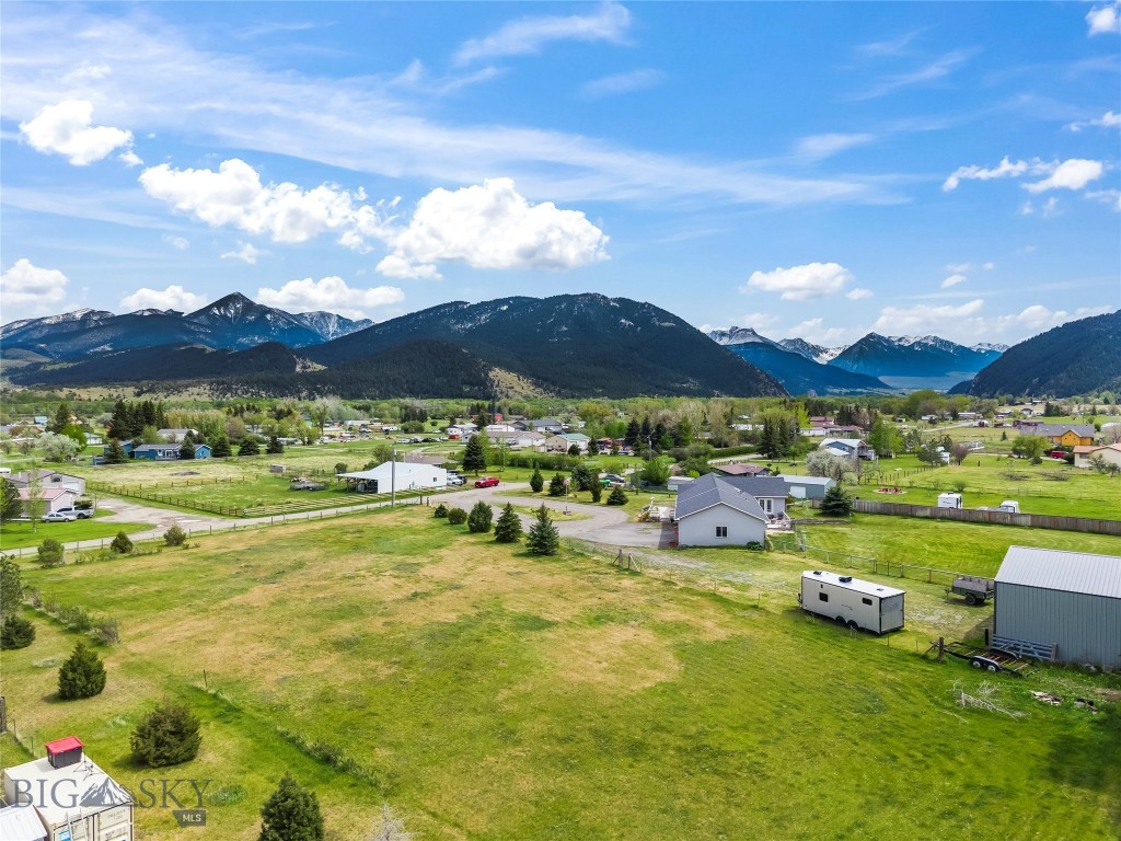 146 Canyon View, Livingston MT 59047