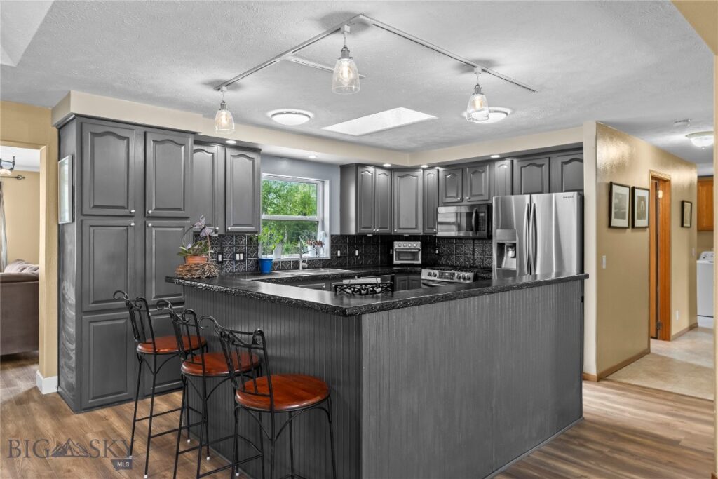 146 Canyon View, Livingston MT 59047