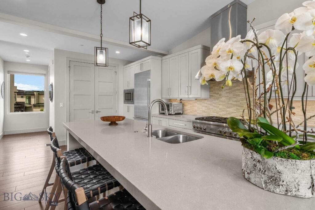 10 Caymus Lane, Bozeman MT 59718