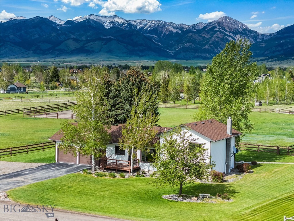 2720 Outlaw Drive, Belgrade MT 59714