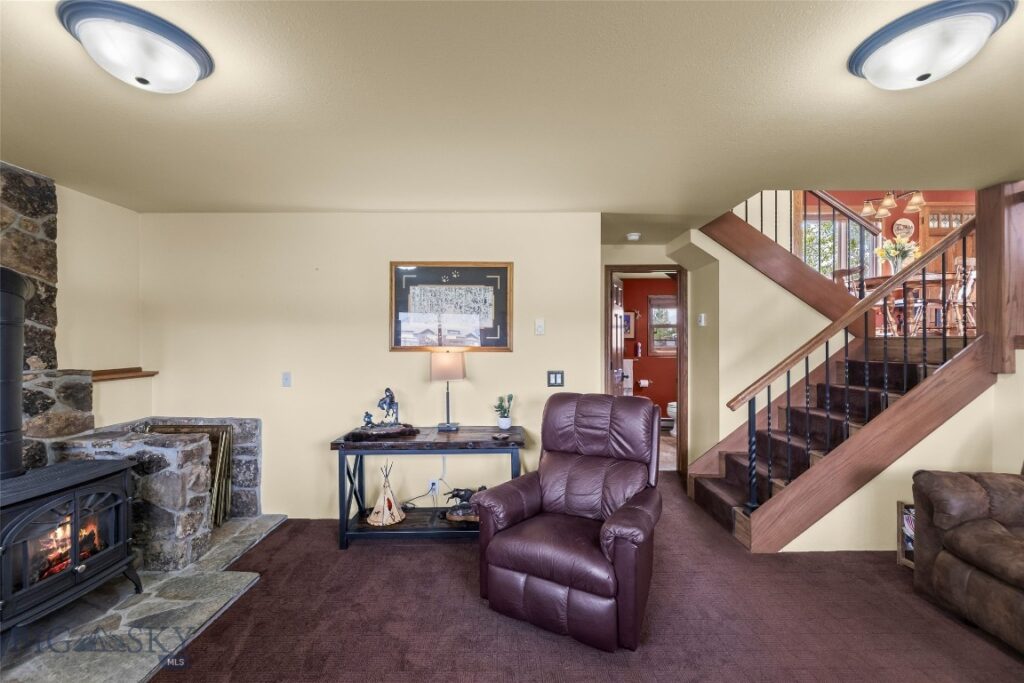 2720 Outlaw Drive, Belgrade MT 59714
