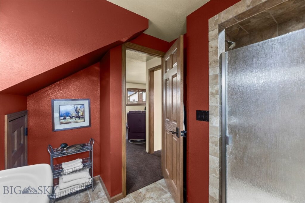 2720 Outlaw Drive, Belgrade MT 59714